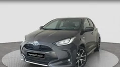 Gris / plata Usado 2021 Toyota Yaris Hybrid Style Berlina | 19.650 € (Precio justo)