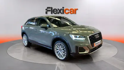 Usado Audi Q2 Premium 116 CV (85 kW) 2020 Gris SUV