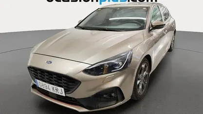 Usado Ford Focus ST-Line 125 CV (91 kW) 2018 Gris plata Utilitario