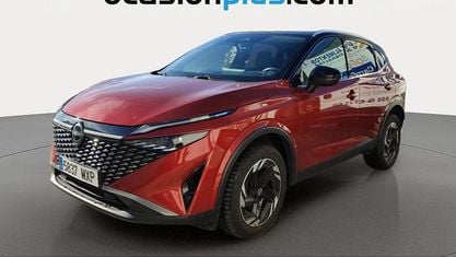 Käytetty Nissan Qashqai N-Connecta 140 HP (102 kW) 2025 Valkoinen Katumaasturi