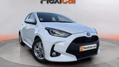 Usado 2022 Toyota Yaris Hybrid Active Utilitario | 18.290 € (Precio justo)