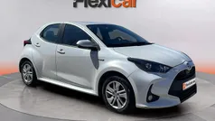 Usado 2021 Toyota Yaris Hybrid Active Utilitario | 14.490 € (Buen precio)