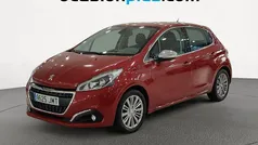 Rojo Usado 2016 Peugeot 208 Allure Utilitario | 9700 € (Precio justo)