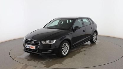 Begagnad Audi A3 Sportback Attraction 110 HK (80 kW) 2015 Svart Halvkombi