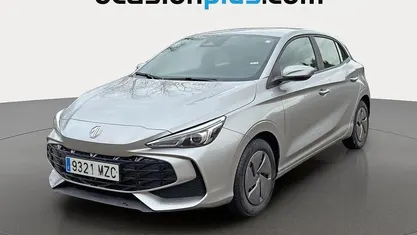 Usado MG MG3 116 CV (85 kW) 2025 Gris plata Utilitario