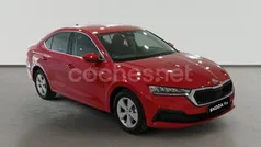 Usado 2023 Skoda Octavia Ambition Berlina | 23.890 € (Precio justo)