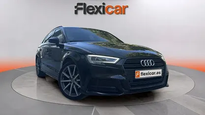 Käytetty Audi A3 Premium 150 HP (110 kW) 2019 Musta Sedan