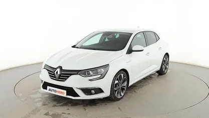 Usado Renault Mégane IV Zen 116 CV (85 kW) 2019 Blanco Berlina