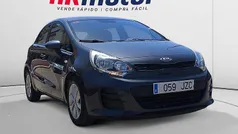 Gris Usado 2017 Kia Rio Berlina | 10.890 € (Precio justo)