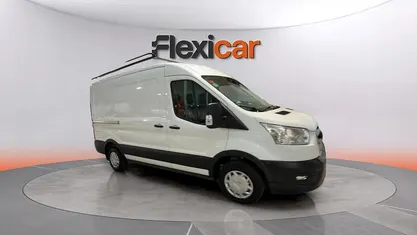 Usado Ford Transit Trend 105 CV (77 kW) 2021 Blanco