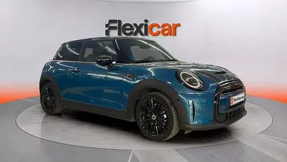 Usado Mini Cooper SE 135 kW (184 CV) 2022 Azul Utilitario