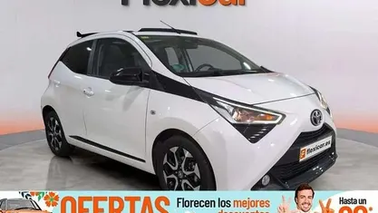 Usado Toyota Aygo X-play 72 CV (52 kW) 2019 Utilitario