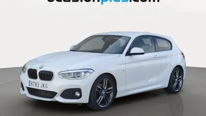 Begagnad BMW 120 190 HK (139 kW) 2015 Vit Halvkombi