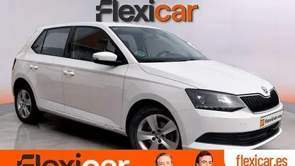 Usado Skoda Fabia Active 95 CV (69 kW) 2018 Blanco Utilitario