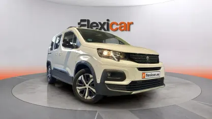Usado Peugeot Rifter GTi 102 CV (75 kW) 2023 Blanco Monovolumen