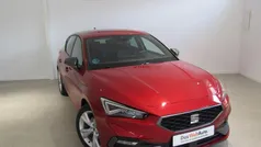 Rojo Usado 2024 Seat Leon FR Berlina | 25.850 € (Precio justo)