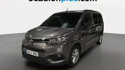 Usado Toyota Proace Verso Active 131 CV (96 kW) 2024 Gris Familiar