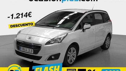 Używany Peugeot 5008 Style 120 KM (88 kW) 2016 Biały Minivan