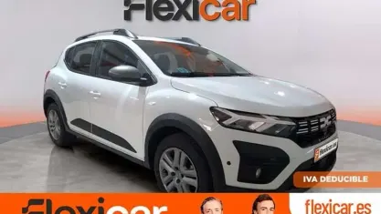 Usado Dacia Sandero Essentiel 91 HP (66 kW) 2023 Branco Citadino