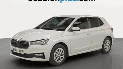 Käytetty Skoda Fabia Selection 95 HP (69 kW) 2024 Valkoinen Viistoperä
