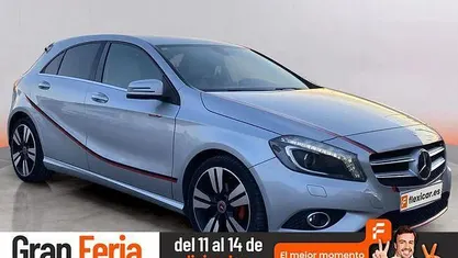 Usado Mercedes A180 AMG line 109 CV (80 kW) 2015