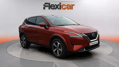 Usado Nissan Qashqai N-Connecta 140 CV (102 kW) 2022 Rojo SUV