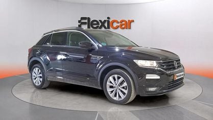 Usado VW T-Roc Advance 110 CV (80 kW) 2021 Negro SUV