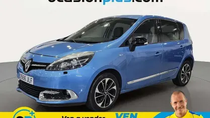 Usado Renault Scénic III Bose Edition 110 CV (80 kW) 2016 Azul Monovolumen
