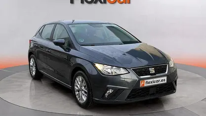 Usado Seat Ibiza Reference 80 CV (58 kW) 2019 Azul Berlina