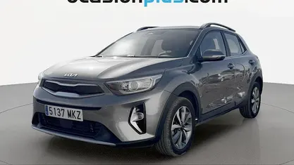 Usado Kia Stonic 120 CV (88 kW) 2023 SUV