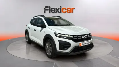 Usado Dacia Sandero Essentiel 101 CV (74 kW) 2023 Blanco Berlina