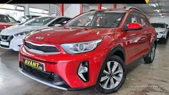 Rojo Usado 2022 Kia Stonic SUV | 13.900 € (Buen precio)