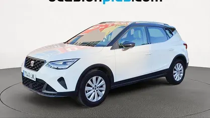 Usado Seat Arona FR 110 CV (80 kW) 2022 SUV