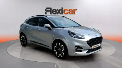 Käytetty Ford Puma ST-Line X 125 HP (91 kW) 2023 Harmaa Katumaasturi