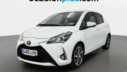 Usado Toyota Yaris Edition 111 CV (81 kW) 2020 Utilitario