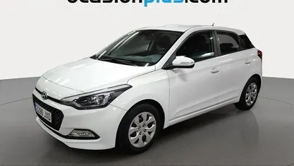 Usado 2017 Hyundai i20 Utilitario | 9436 € (Precio justo)