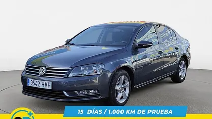 Gris Usado 2013 VW Passat Edition Berlina | 10.490 € (Precio justo)