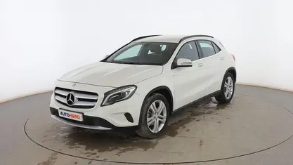 Blanco Usado 2015 Mercedes GLA200 Style SUV | 16.599 € (Buen precio)