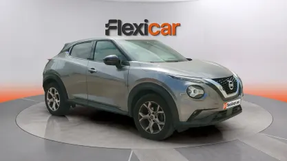 Używany Nissan Juke N-Connecta 114 KM (83 kW) 2021 Szary SUV