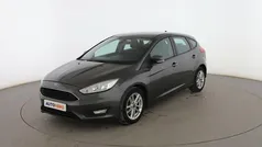 Gris Usado 2015 Ford Focus Trend Utilitario | 11.199 € (Precio justo)