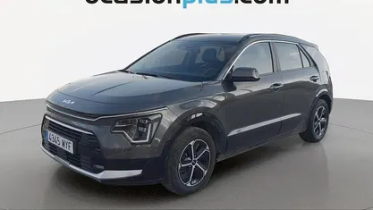 Blanco Usado 2025 Kia Niro SUV | 22.773 € (Buen precio)