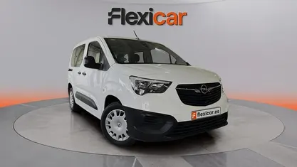 Usado Opel Combo Edition 102 CV (75 kW) 2022 Blanco Monovolumen