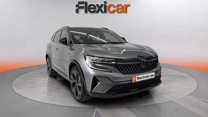 Käytetty Renault Austral Techno 158 HP (116 kW) 2023 Harmaa Katumaasturi