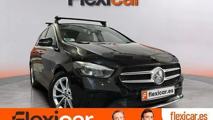 Usado Mercedes B200 163 CV (119 kW) 2021 Negro Monovolumen