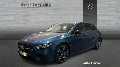 Usado Mercedes A200 AMG line 150 CV (110 kW) 2021 Azul denim Berlina