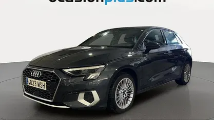Usado Audi A3 Sportback Advanced Plus 116 CV (85 kW) 2024 Gris Utilitario