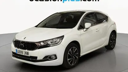 Usado DS Automobiles DS4 131 HP (96 kW) 2016 Vermelho SUV