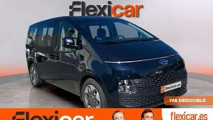 Usado Hyundai Staria 177 CV (130 kW) 2023 Verde Monovolumen