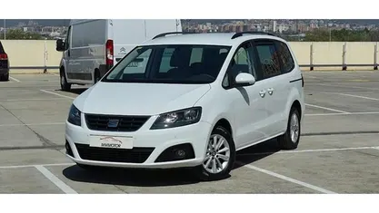 Usado Seat Alhambra Reference 150 CV (110 kW) 2018 Blanco Monovolumen
