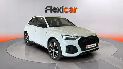 Begagnad Audi Q5 Premium 204 HK (150 kW) 2024 Vit SUV